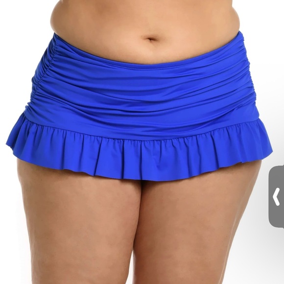 Raisins Other - RAISINS Blue Swim skirt with Ruching NWT- 16W